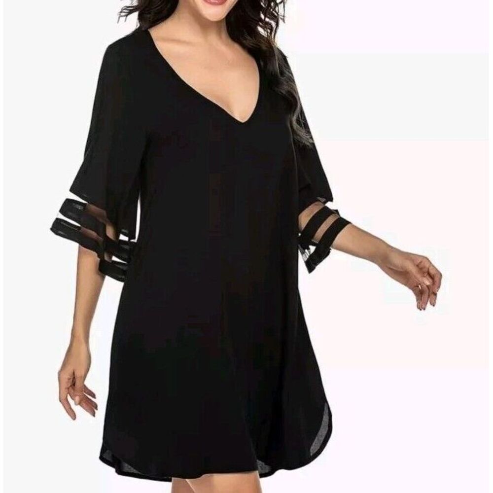 nwt Ekouaer beach coverup‎ dress with V-neckline and 3/4 flared sleeves black S